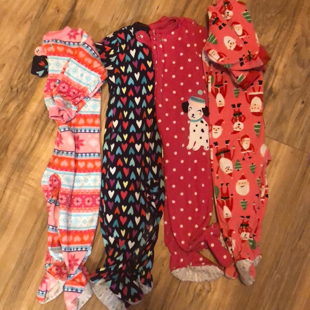 Sale✨Bundle footed pajamas